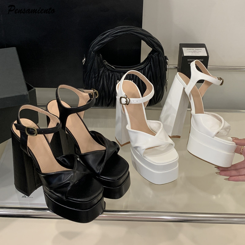 Platform Sneakers Chunky - Модные женские сандалии-гладиаторы на танкетке с