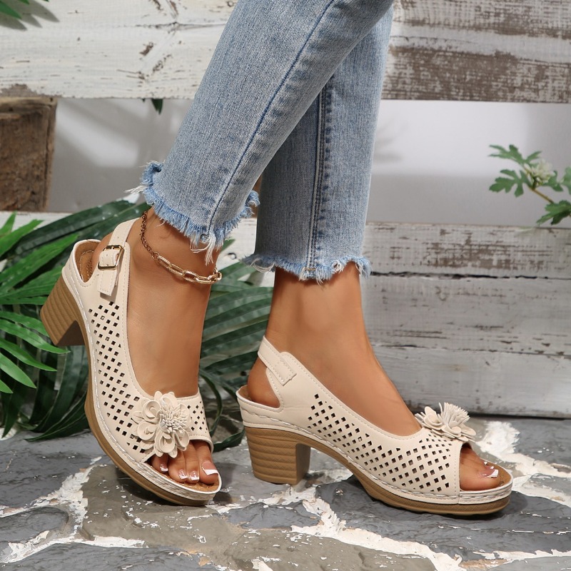 Женские сандалии на массивном  – обзор и цена Ankle Strap Heels