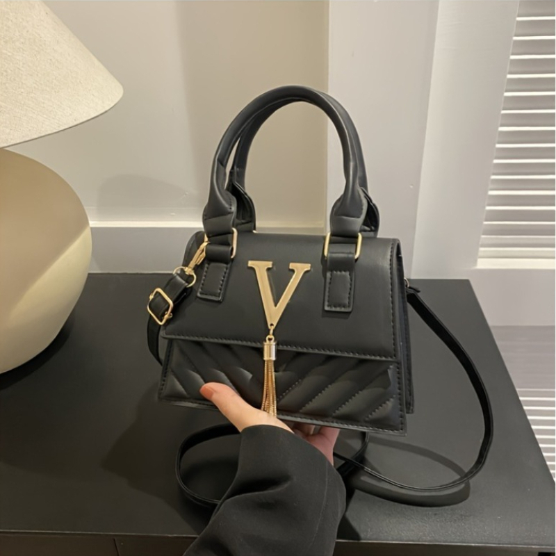 Модная стеганая сумка с верхне – обзор и цена Women'S Shoes Louis Vuitton