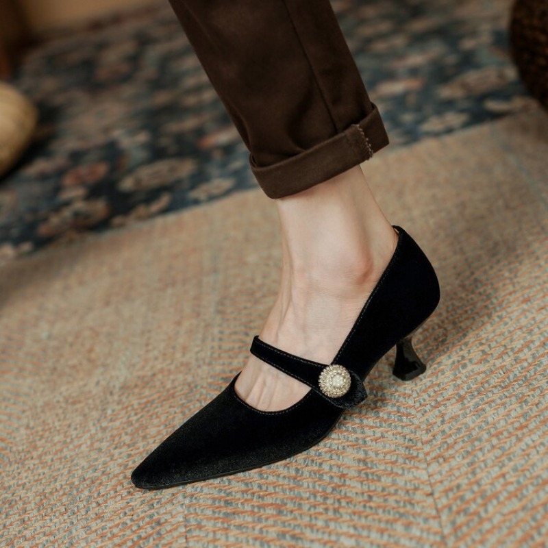 Винно-красные туфли Мэри Джейн – обзор и цена Women Shoes With Heels