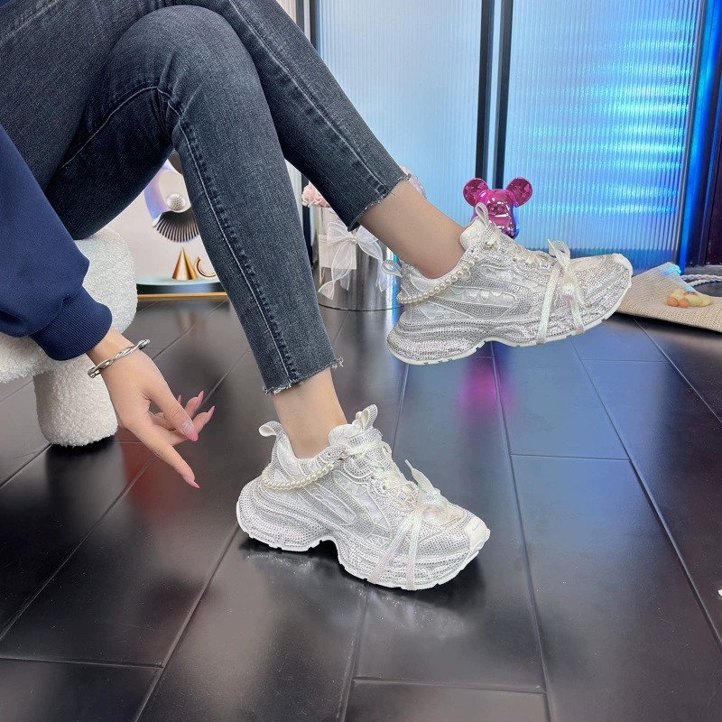 Новые белые кроссовки 2025 год – обзор и цена Women'S Shoes Paris