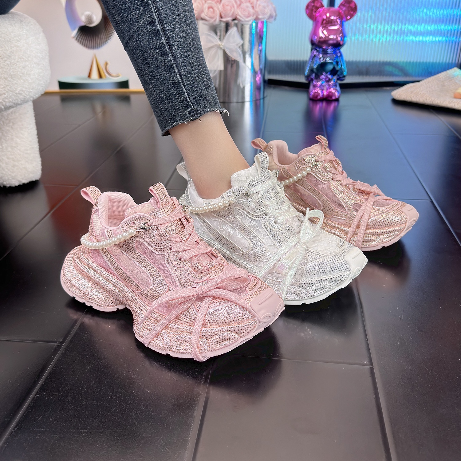 Новые белые кроссовки 2025 год – обзор и цена Women'S Shoes Paris