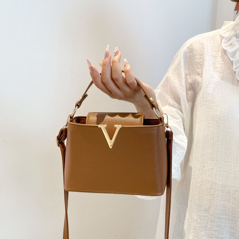Роскошная женская сумка-тоут,  – обзор и цена Women'S Shoes Louis Vuitton