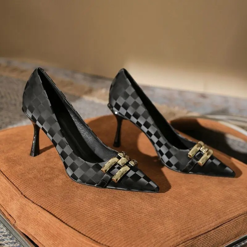 Офисные черные туфли на средне – обзор и цена Women Shoes Quick Delivery
