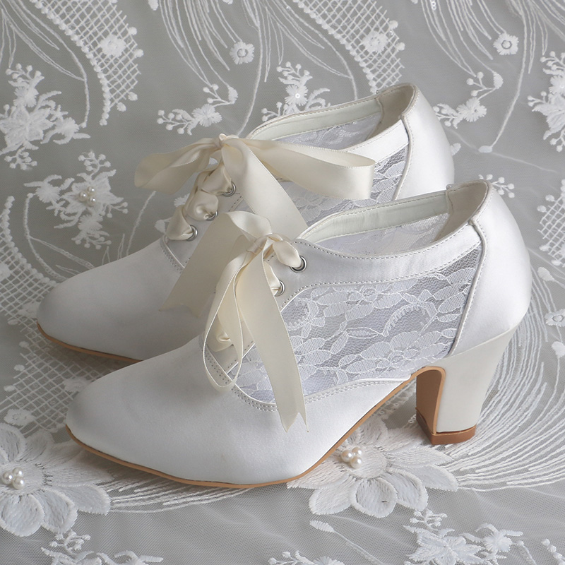 Свадебные туфли на блочном каб – обзор и цена Ribbon Tie Heel