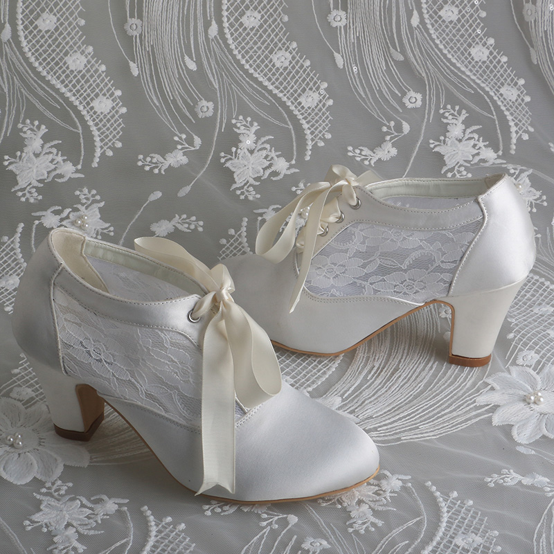 Свадебные туфли на блочном каб – обзор и цена Ribbon Tie Heel