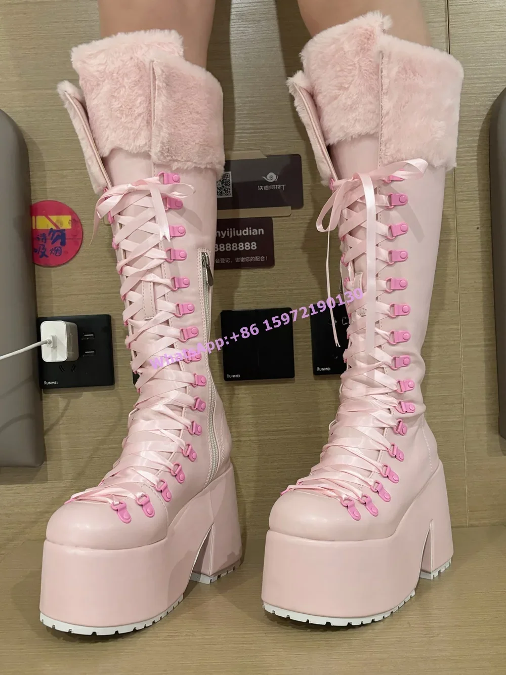 Розовые пушистые сапоги на тол – обзор и цена Ribbon Tie Heel