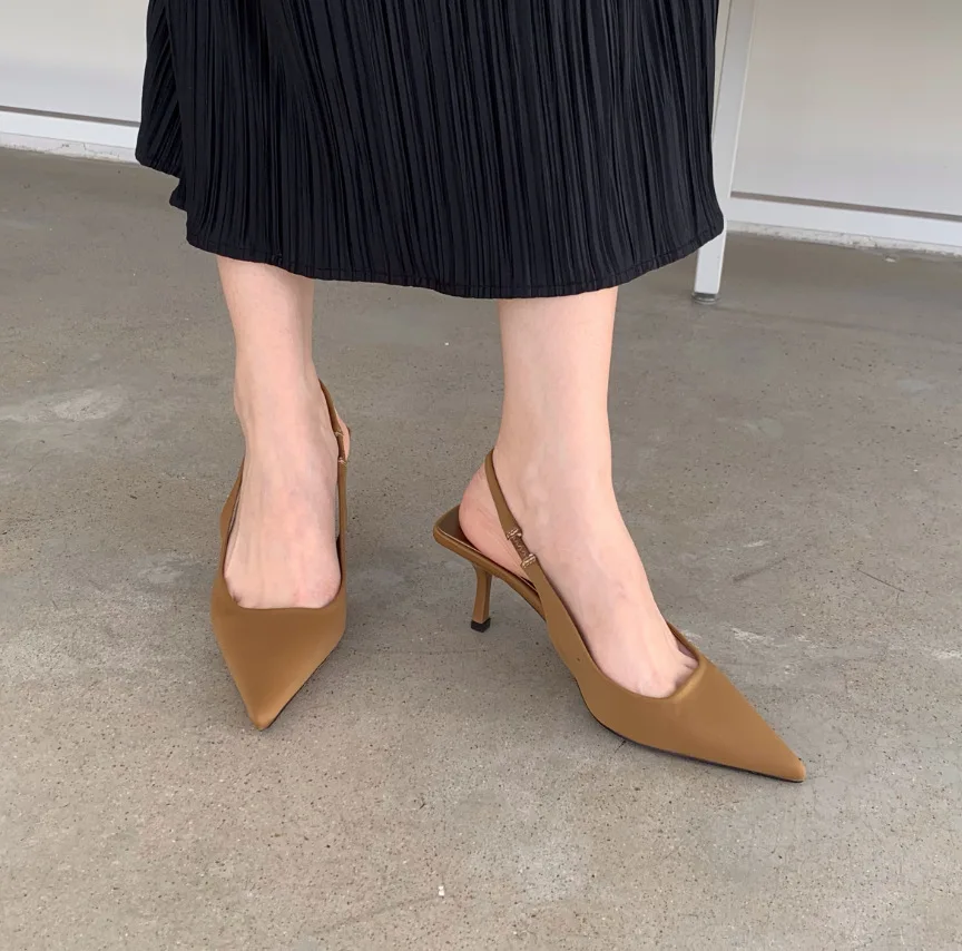 Новинка весны 2025, туфли на с – обзор и цена Women'S Shoes Clogs