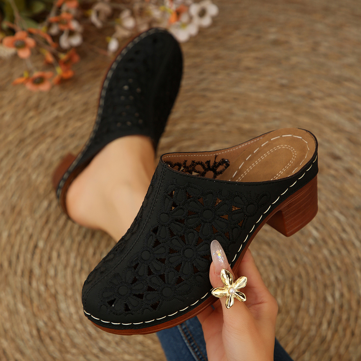 Женские мюли с цветочным узоро – обзор и цена Women'S Shoes Clogs