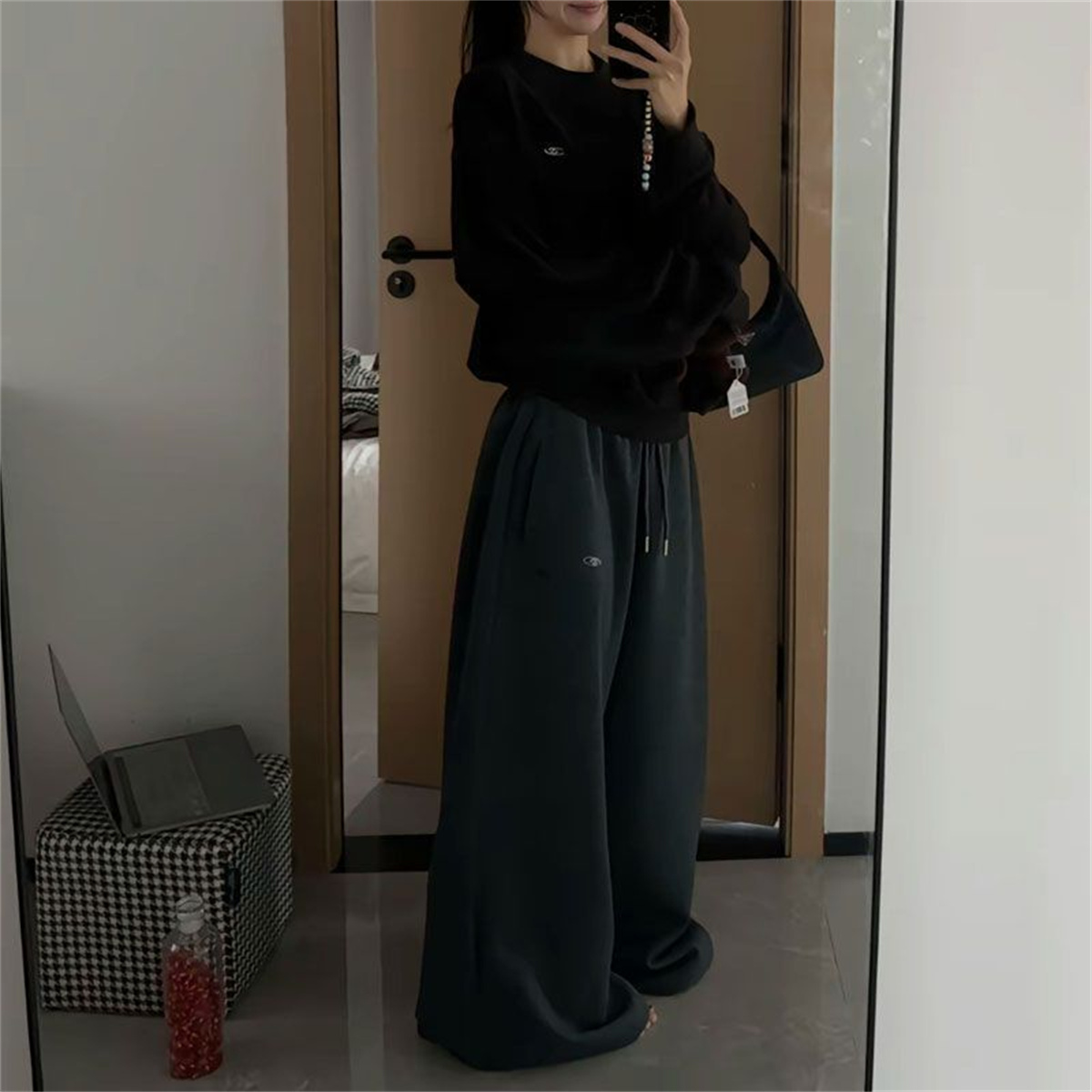 Женские черные спортивные брюк – обзор и цена Women Shoes Joggers