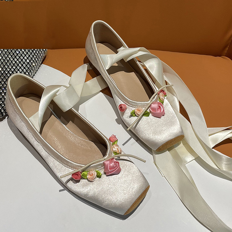 Женские розовые атласные туфли – обзор и цена Ribbon Tie Heel
