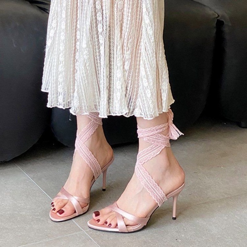Элегантные женские туфли на вы – обзор и цена Ribbon Tie Heel