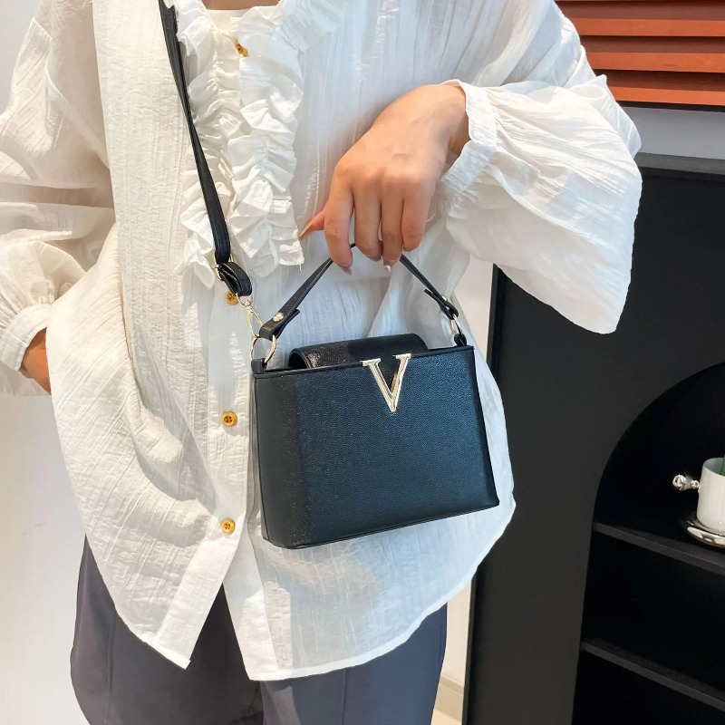 Роскошная женская сумка-тоут,  – обзор и цена Women'S Shoes Louis Vuitton